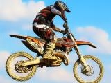 играть Dirtbike racing stunts now