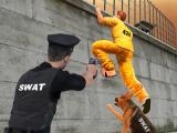 играть Prison survive break escape now